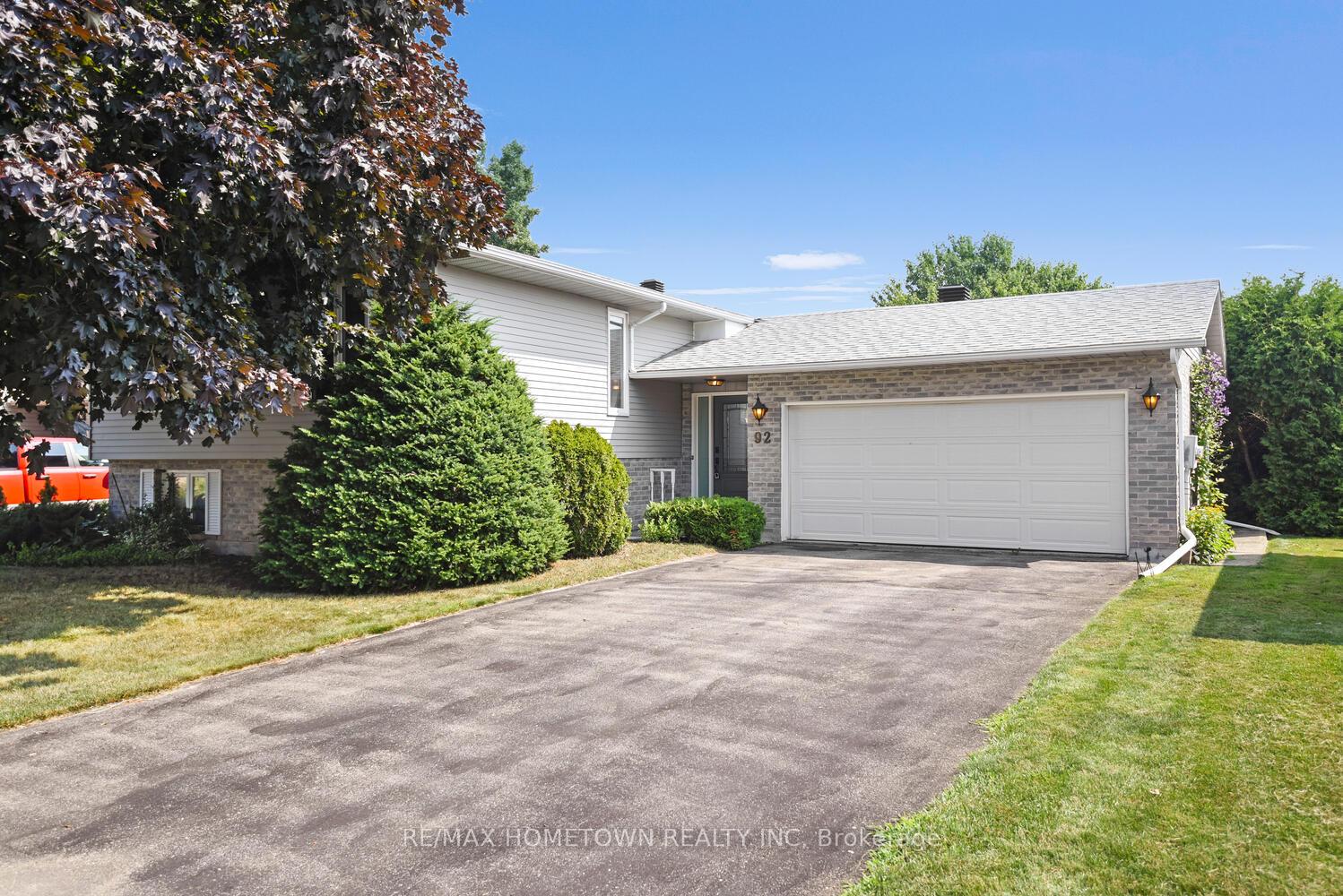 92-cambridge-crescent-brockville-ontario-x12290318