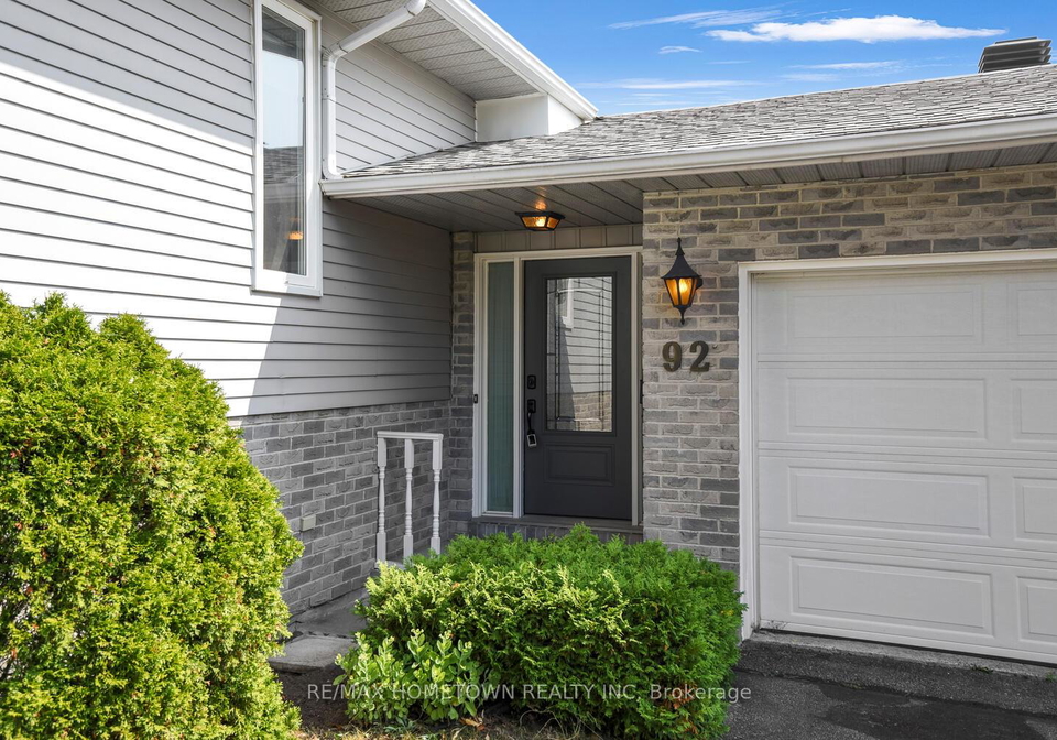 92-cambridge-crescent-brockville-ontario-x12290318