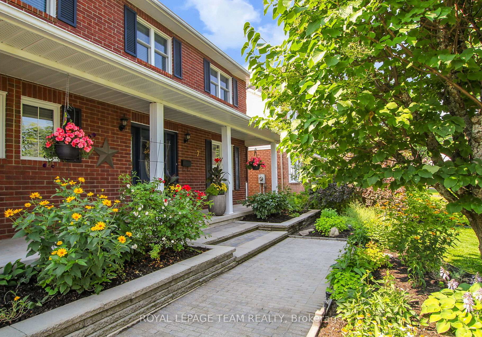7-albury-crescent-ottawa-ontario-x12290397