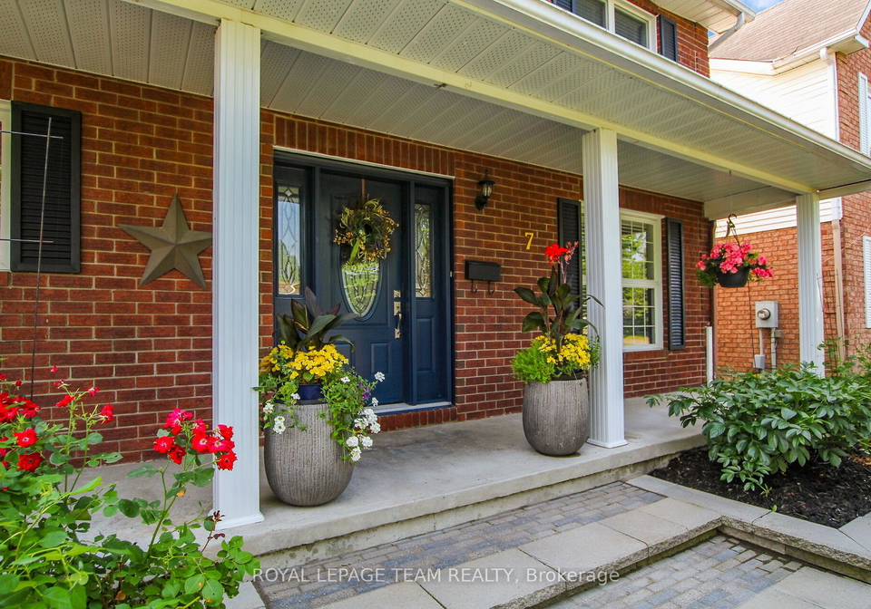 7-albury-crescent-ottawa-ontario-x12290397