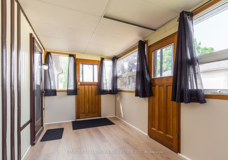 10-partridge-lane-quinte-west-ontario-x12290454