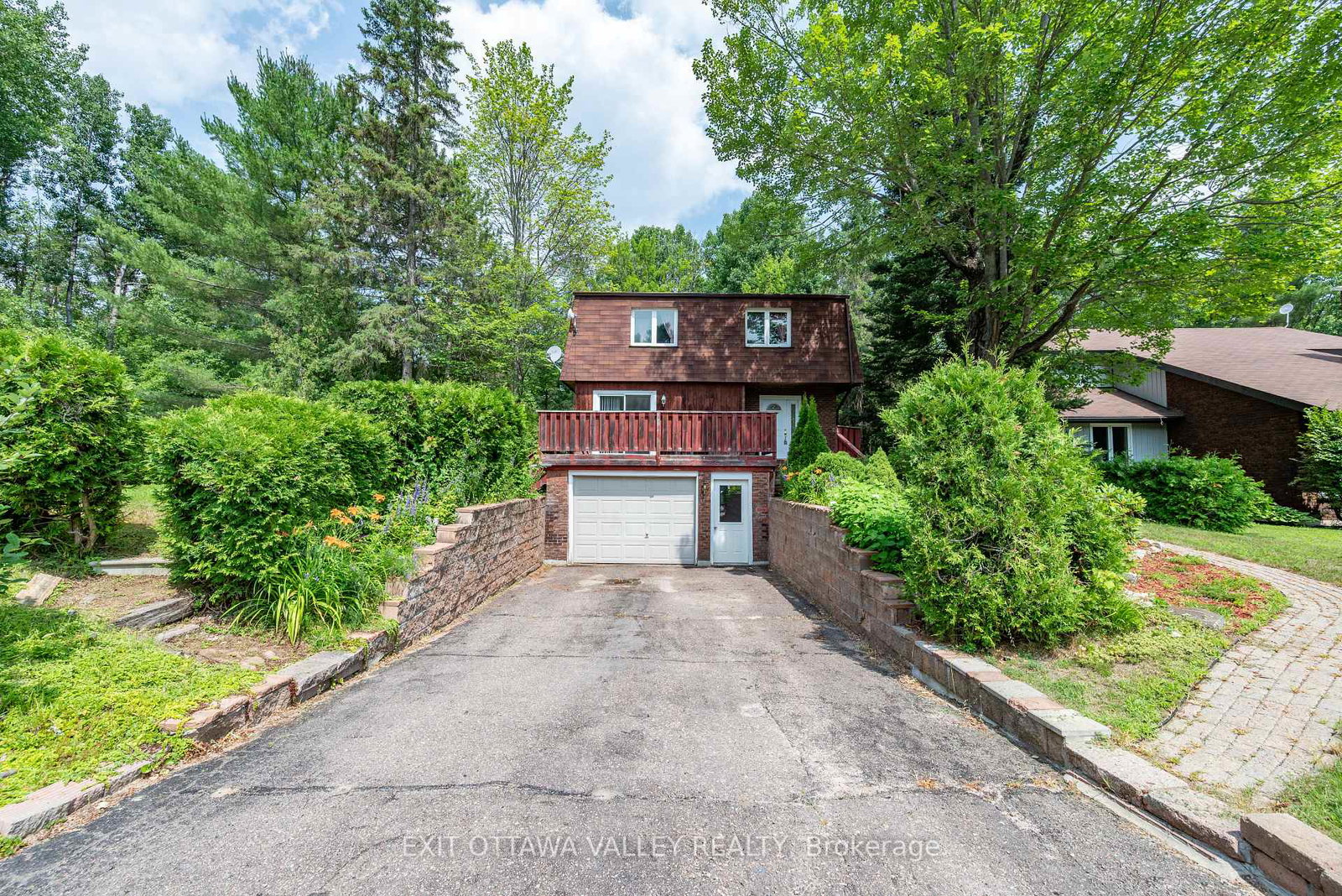 136-frontenac-crescent-deep-river-ontario-x12290475
