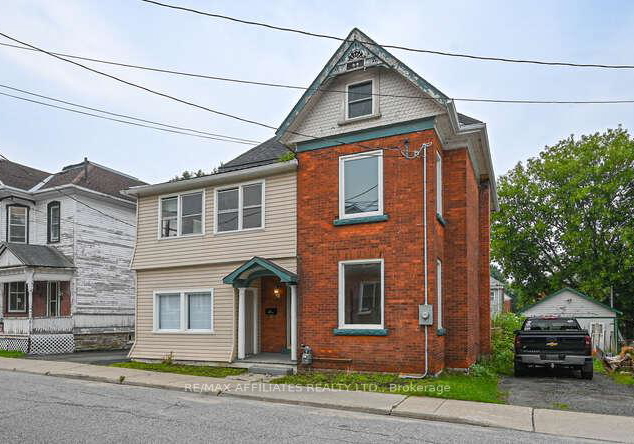 28-kensington-avenue-smiths-falls-ontario-x12290548