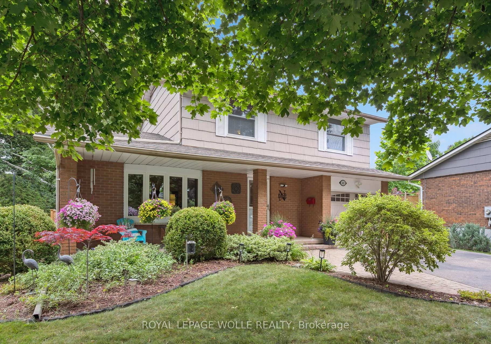 400-shallmar-court-waterloo-ontario-x12290559