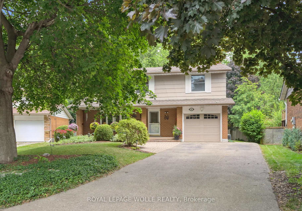 400-shallmar-court-waterloo-ontario-x12290559