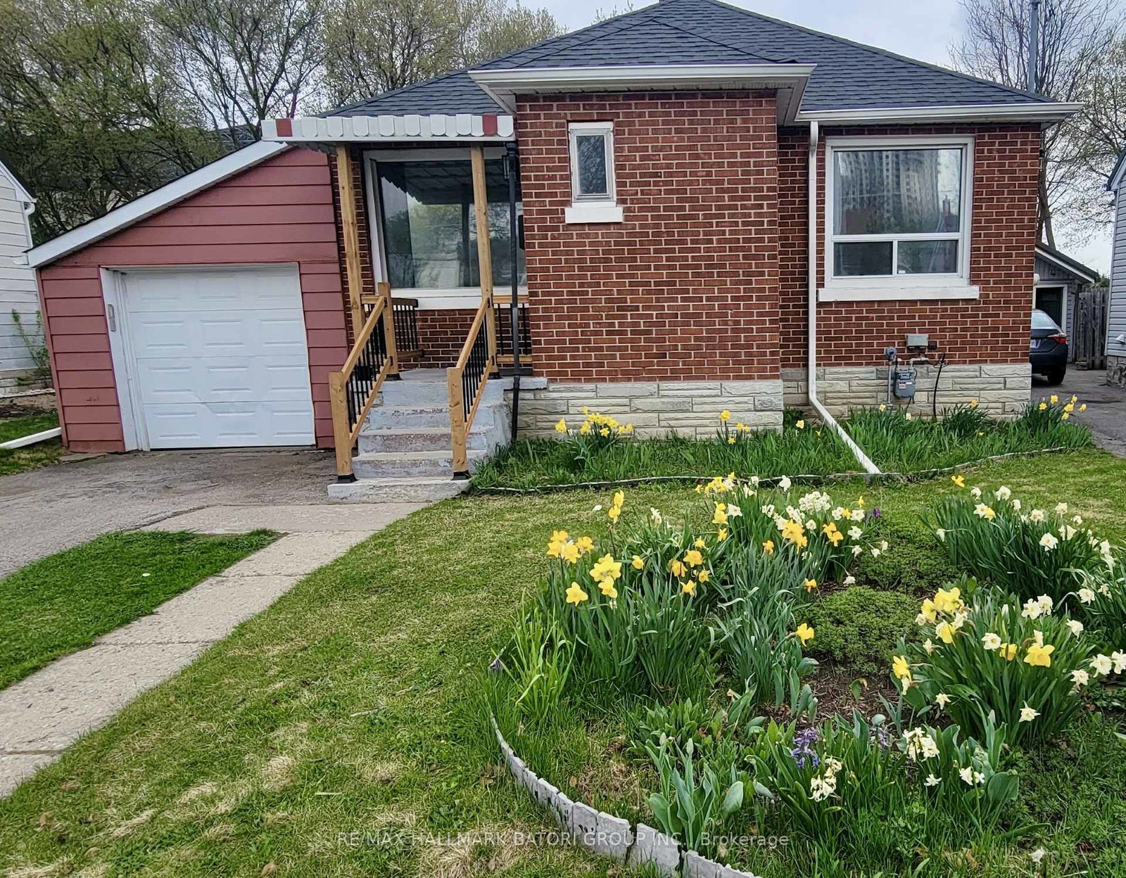 61-stirling-avenue-s-s-kitchener-ontario-x12290724