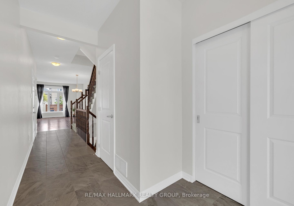 1022-cobble-hill-drive-ottawa-ontario-x12290732