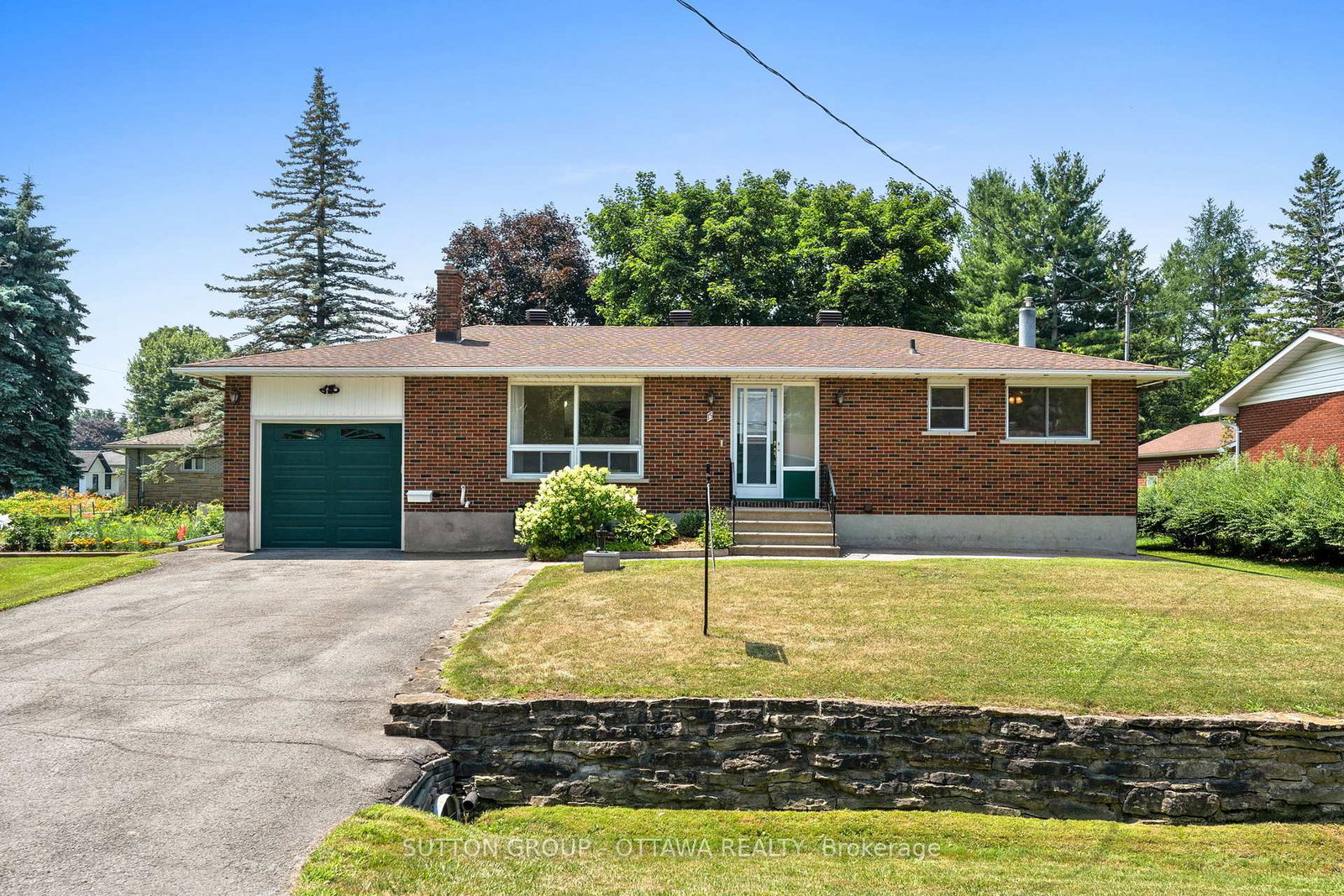 15-lennox-street-ottawa-ontario-x12290885