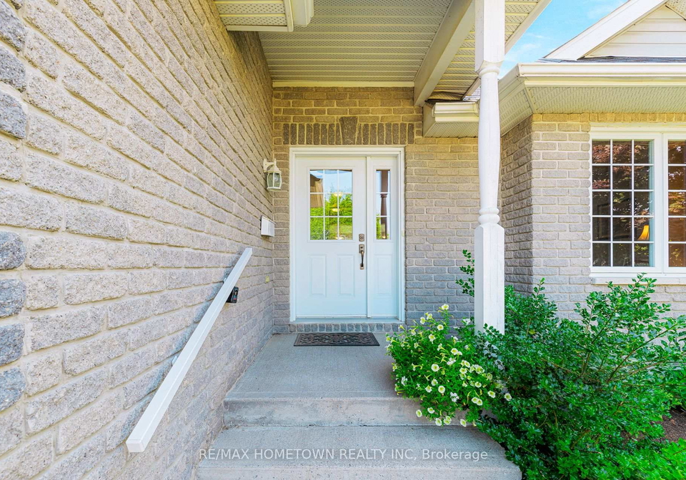 1026-crestwood-drive-brockville-ontario-x12290959