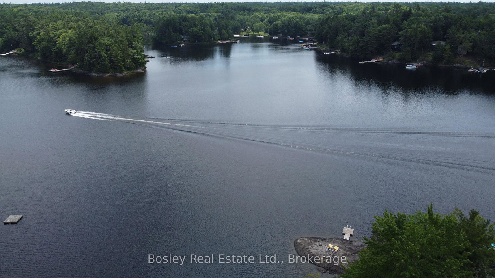 1096-hurling-pt-road-muskoka-lakes-ontario-x12291200