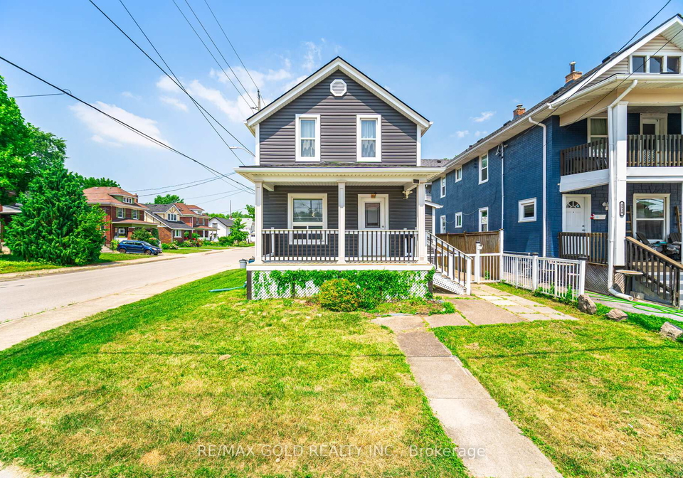 4945-maple-street-niagara-falls-ontario-x12291537