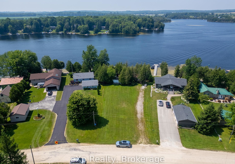 204-mccullough-lake-drive-chatsworth-ontario-x12291615