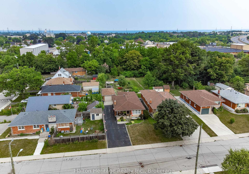 5-embury-court-hamilton-ontario-x12291980