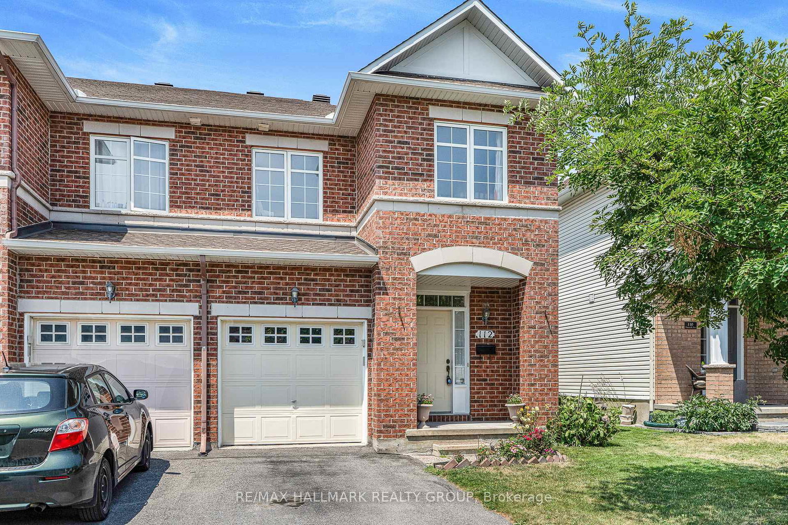 112-deercroft-avenue-ottawa-ontario-x12291984