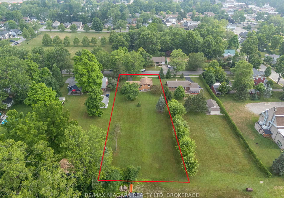 3759-highland-drive-fort-erie-ontario-x12292007