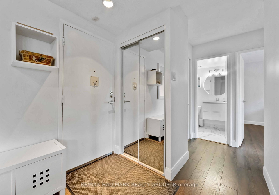 333-chapel-street-ottawa-ontario-x12292065