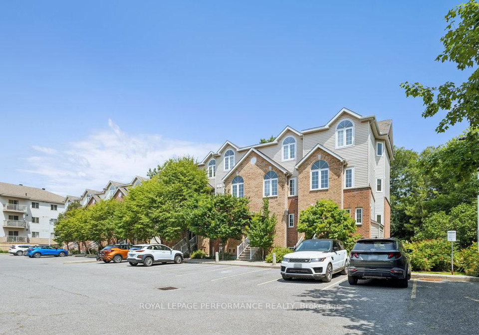 90-steele-park-private-ottawa-ontario-x12292072