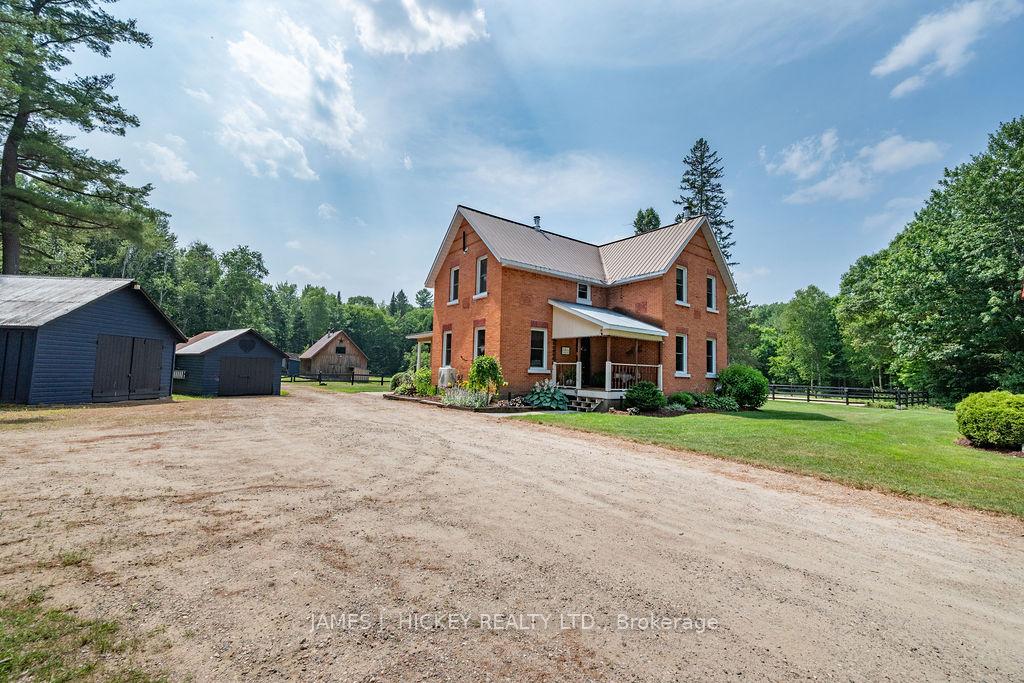1077-allan-road-laurentian-hills-ontario-x12292083
