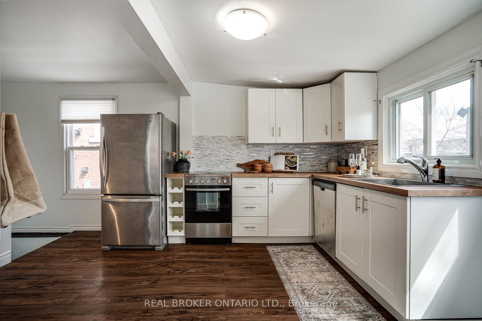 77-east-24th-street-hamilton-ontario-x12292135