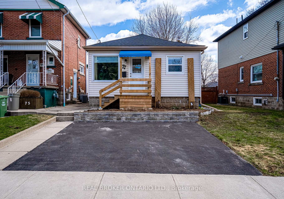 77-east-24th-street-hamilton-ontario-x12292135