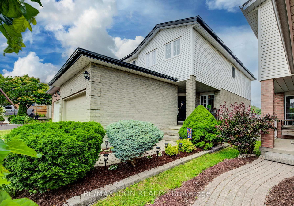 270-resurrection-drive-kitchener-ontario-x12292141