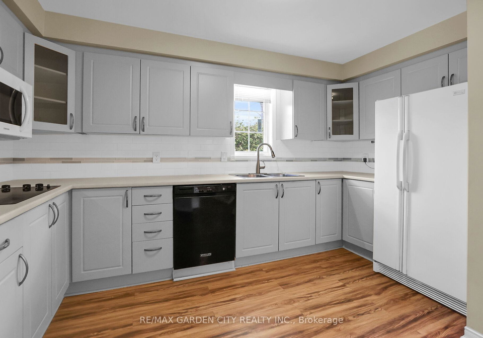 7-village-drive-west-lincoln-ontario-x12292328