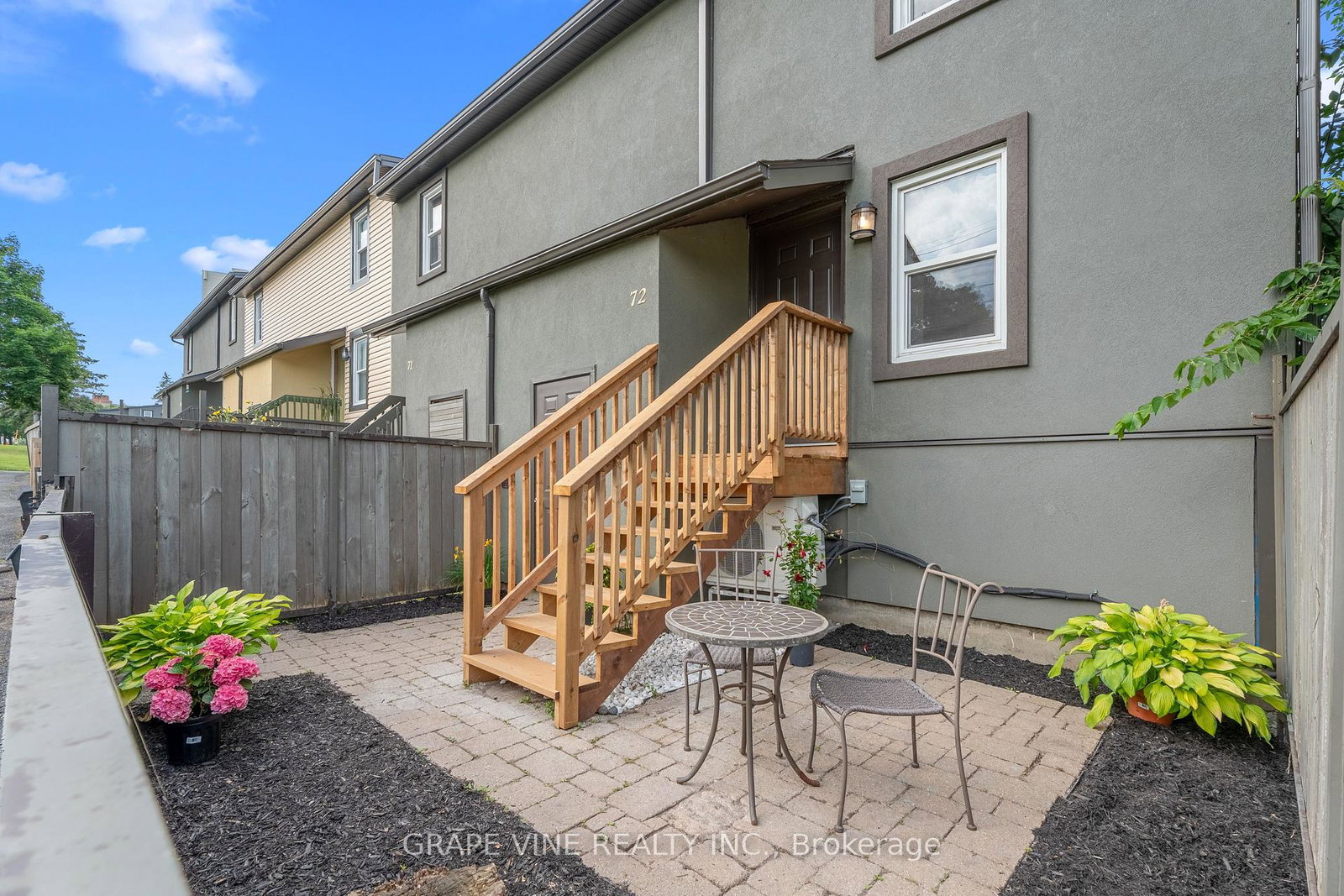 1250-mcwatters-road-ottawa-ontario-x12292515