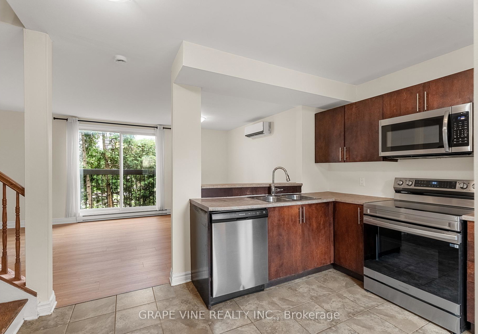 1250-mcwatters-road-ottawa-ontario-x12292515