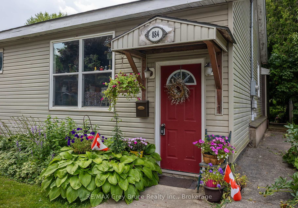 884-6th-avenue-w-na-owen-sound-ontario-x12292640