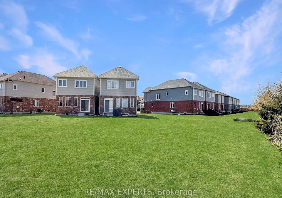 9256-griffon-street-niagara-falls-ontario-x12292653