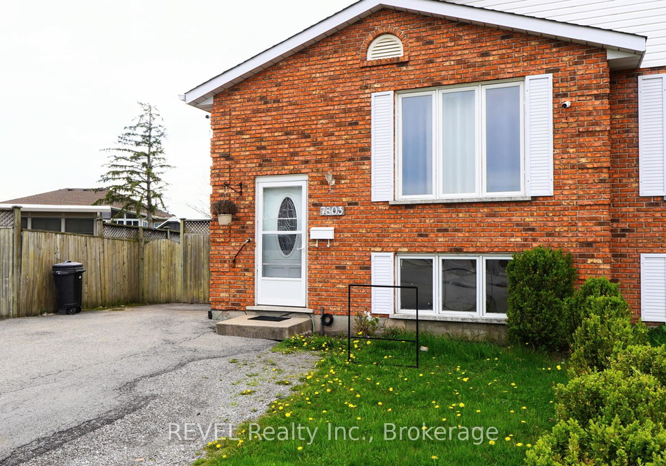 7803-yvette-crescent-niagara-falls-ontario-x12292716