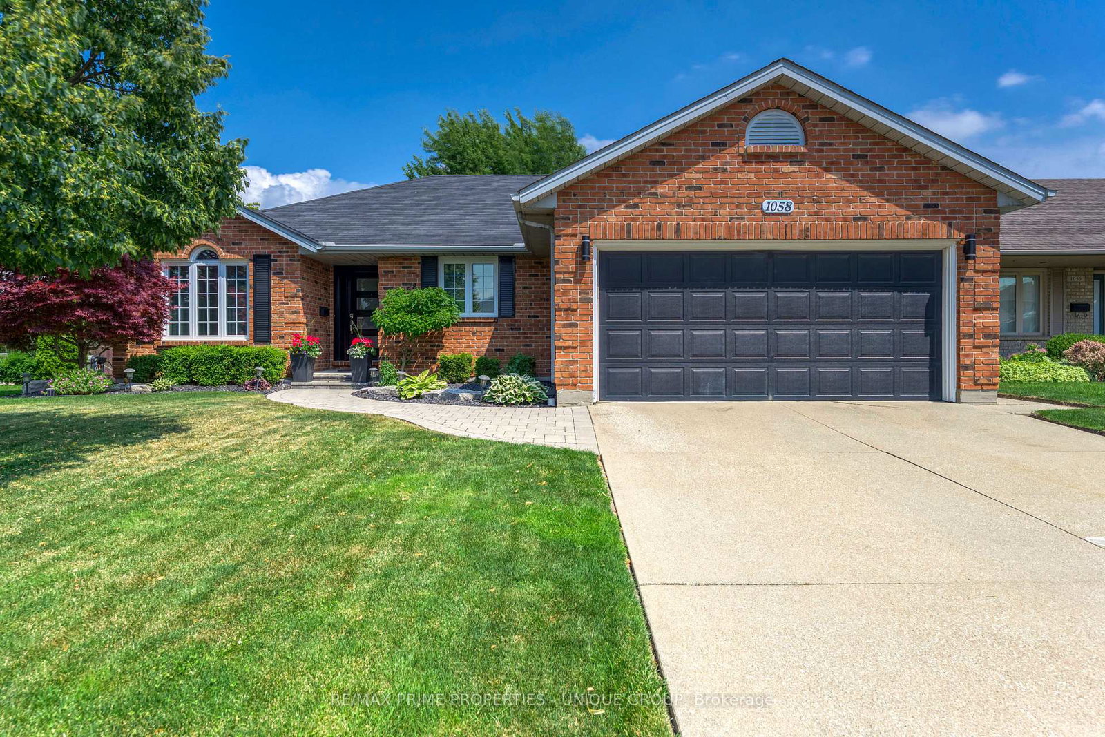 1058-finch-drive-sarnia-ontario-x12292992