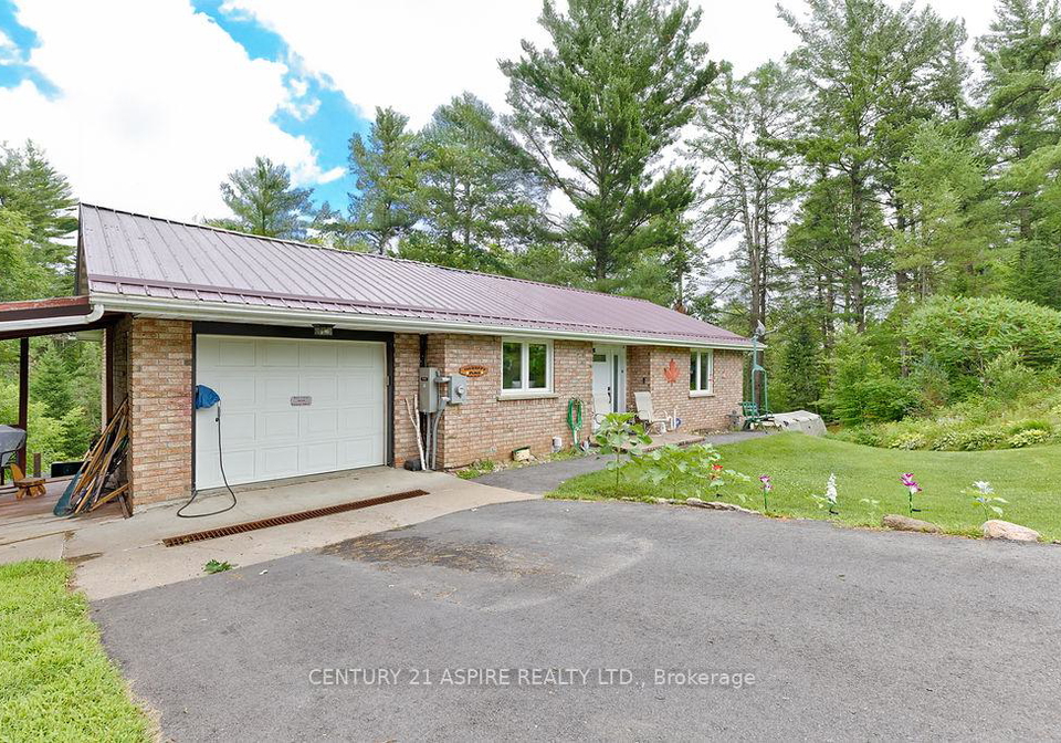 539-schwan-road-laurentian-valley-ontario-x12293034
