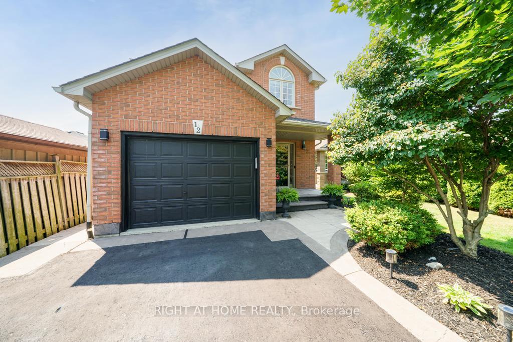 12-valridge-court-hamilton-ontario-x12293085