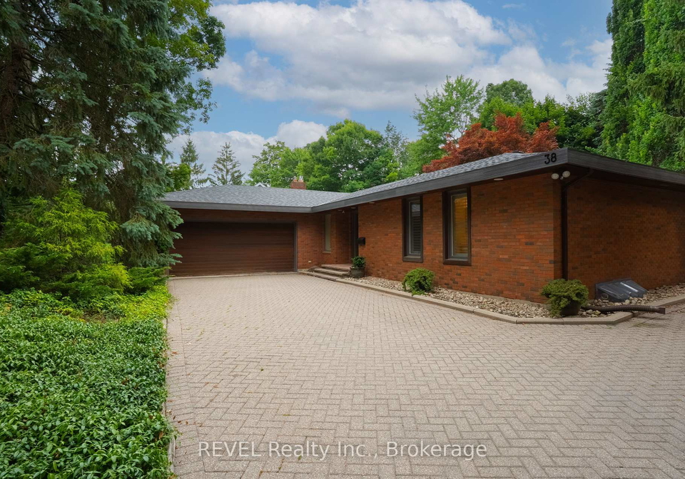 38-forest-hill-crescent-pelham-ontario-x12293103