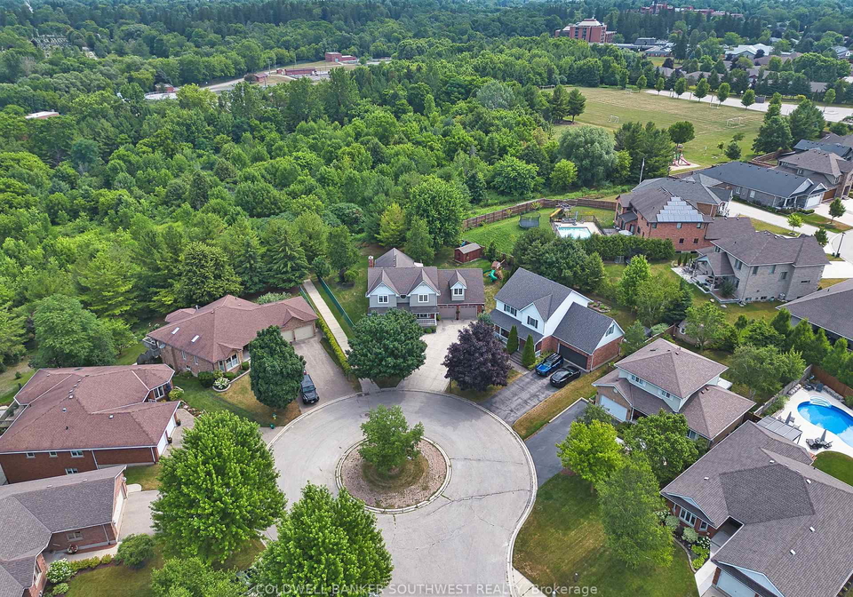 57-mc-queen-court-stratford-ontario-x12293135