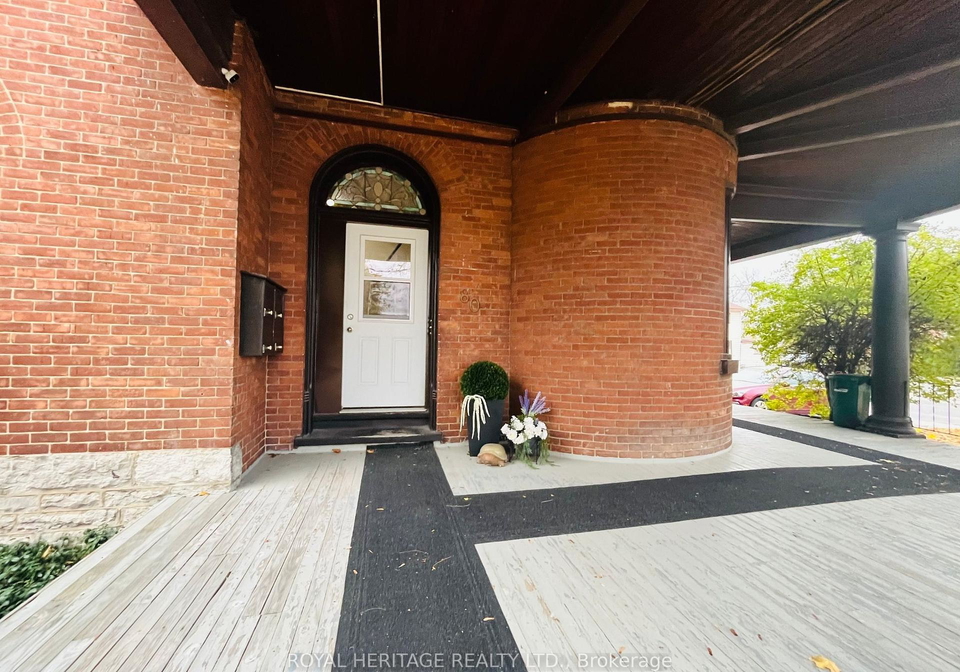 80-bridge-street-w-w-belleville-ontario-x12293250