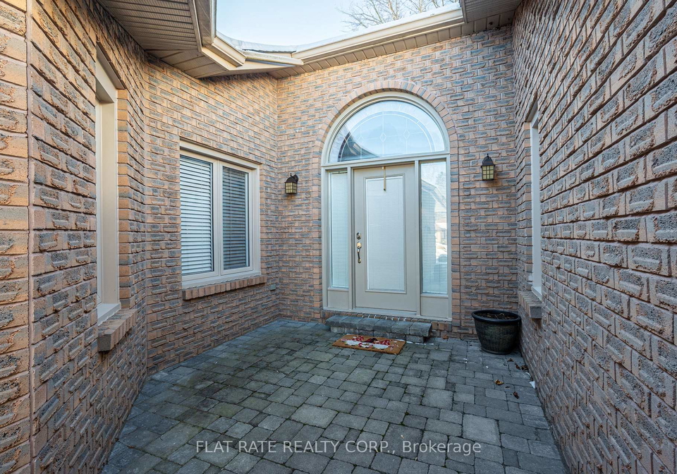 10-hillview-drive-kawartha-lakes-ontario-x12293259