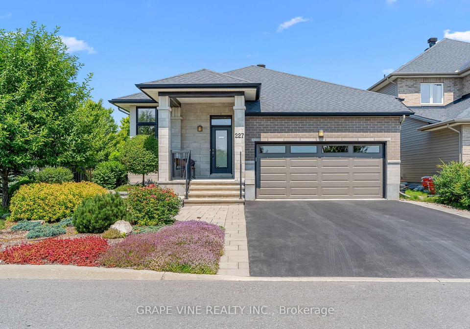 227-sunnyridge-crescent-kanata-ontario-x12293291
