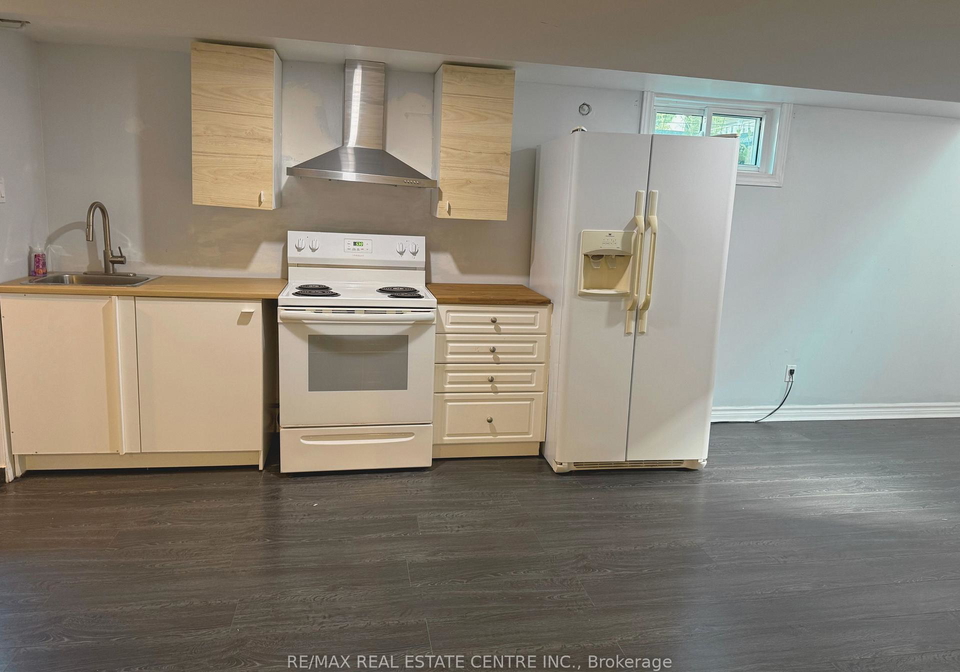176-wellesley-crescent-london-east-ontario-x12293299