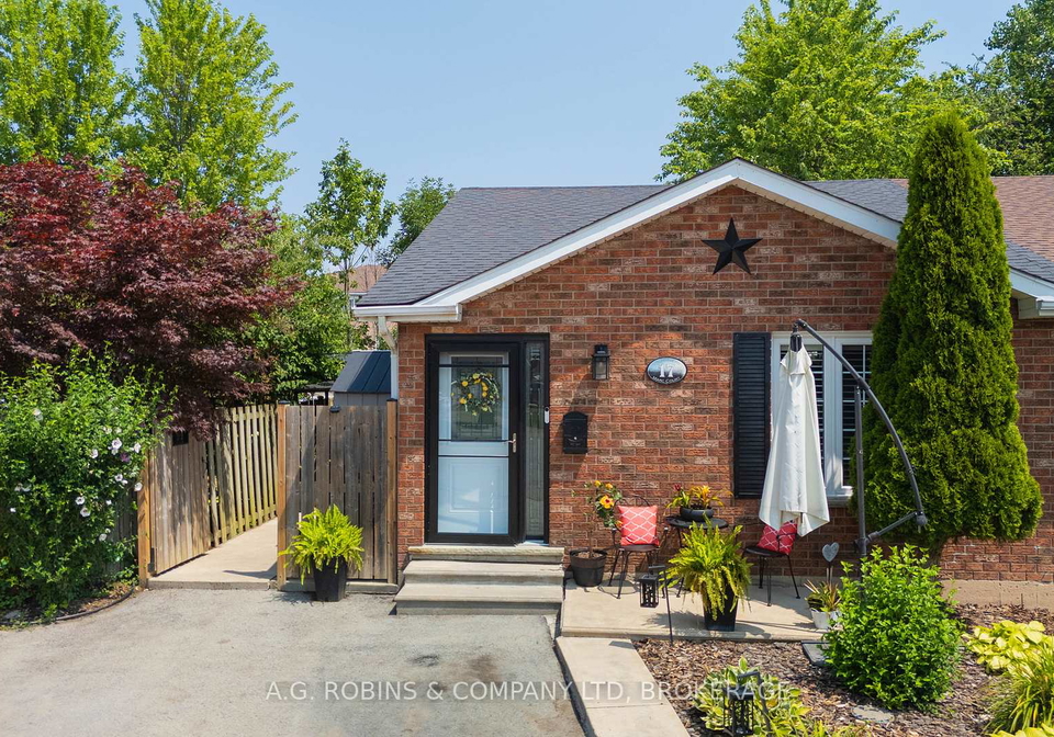 17-marc-court-welland-ontario-x12293428
