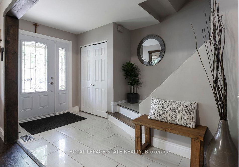 357-saint-andrews-drive-hamilton-ontario-x12293450