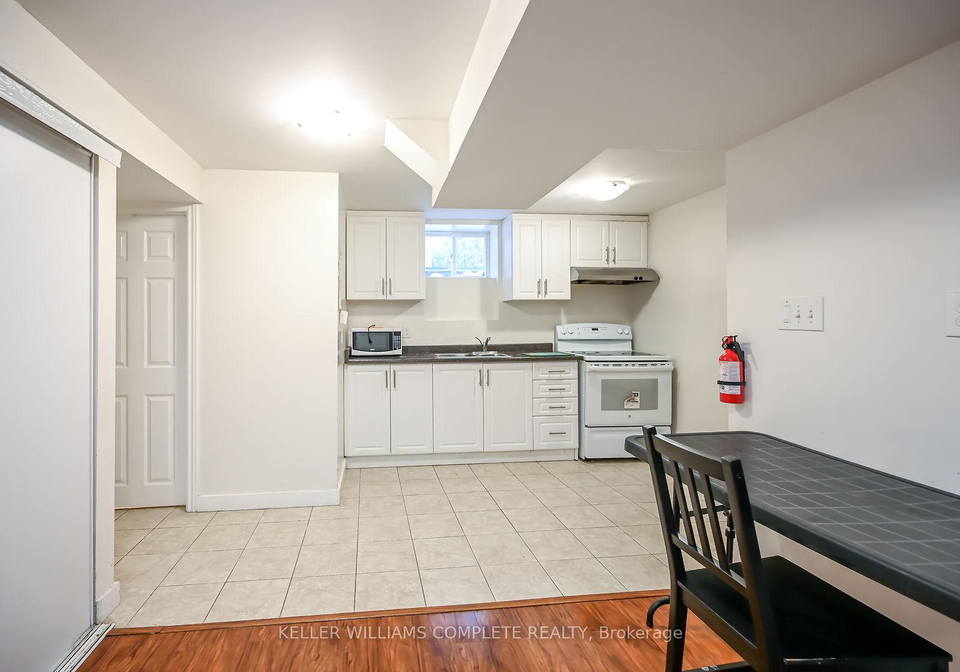 17-west-park-avenue-hamilton-ontario-x12293470
