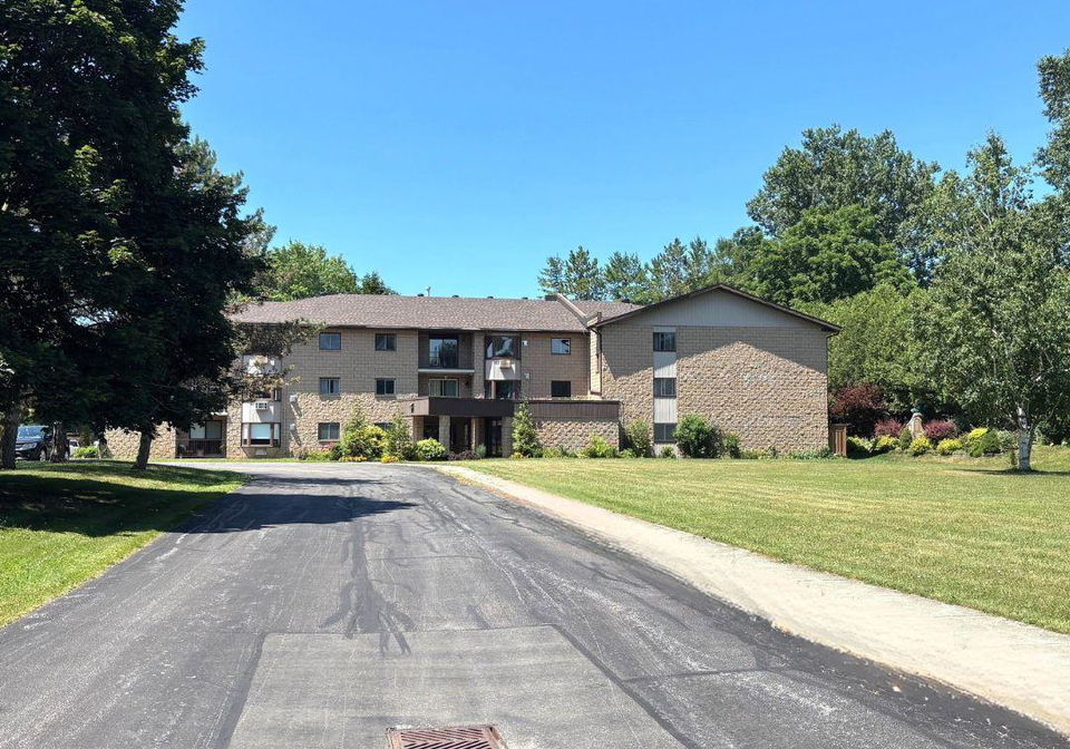 125-hinks-street-brockton-ontario-x12293595