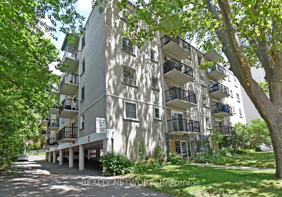 40-robinson-street-hamilton-ontario-x12293642