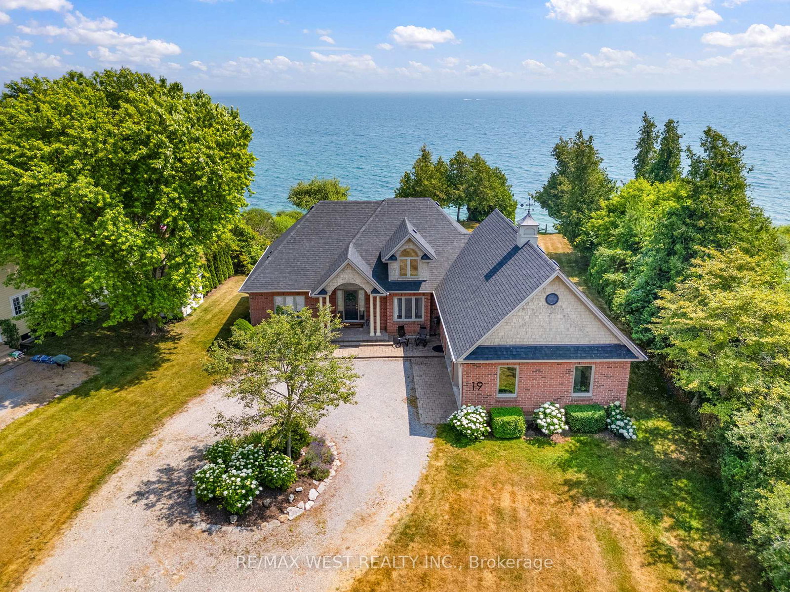 19-skiff-cove-road-na-prince-edward-county-ontario-x12293659