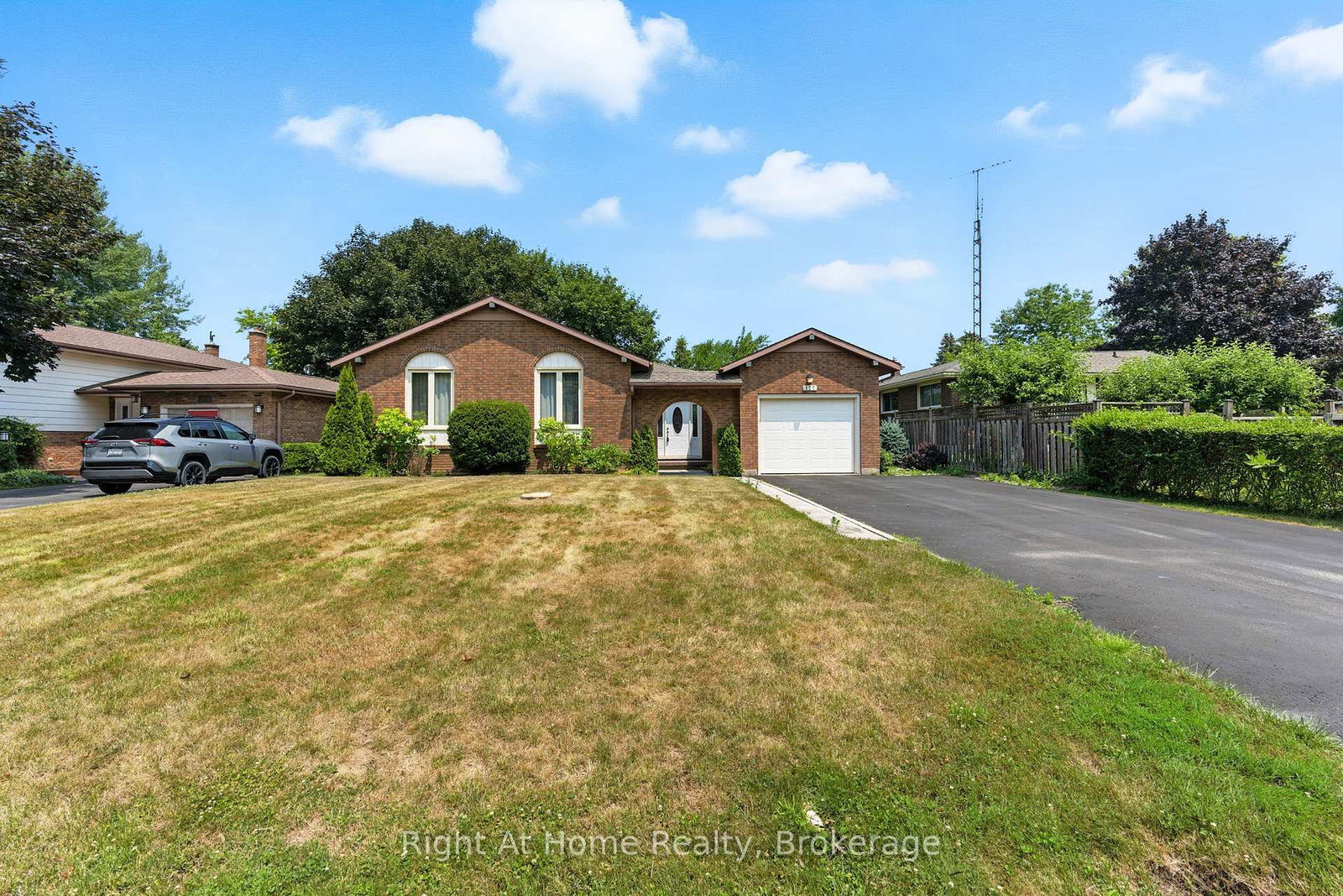 127-flynn-street-niagara-on-the-lake-ontario-x12293663