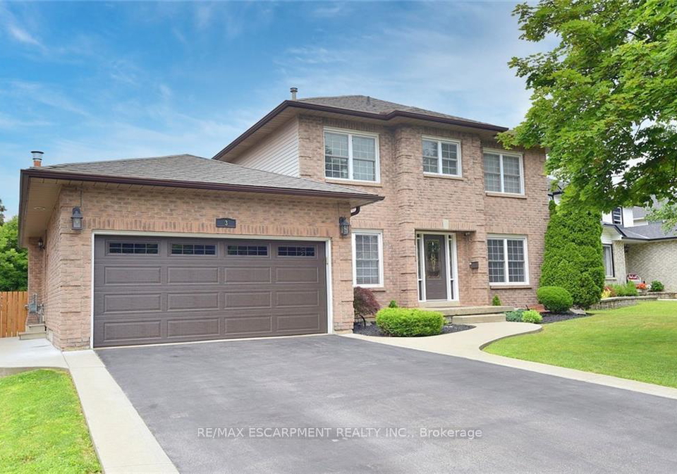 3-suter-crescent-hamilton-ontario-x12293692