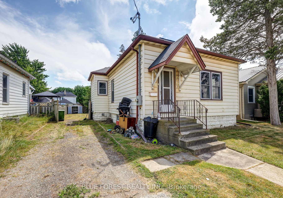 272-wellington-street-n-n-st-thomas-ontario-x12293702