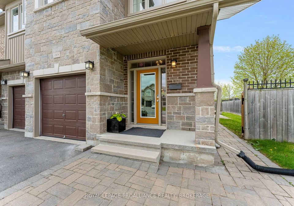 1569-davenport-crescent-kingston-ontario-x12293714